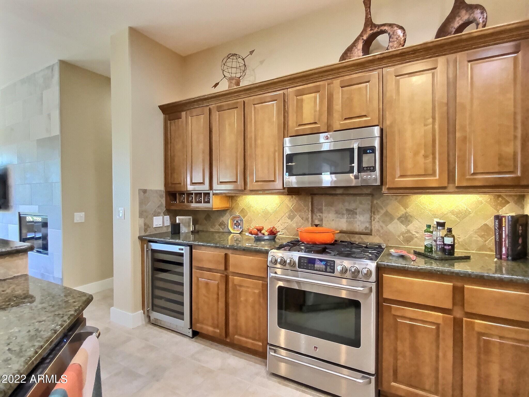 42004 North Crooked Stick Road Anthem, AZ 85086 - Photo 13 of 53 42004 N Crooked Stick Rd