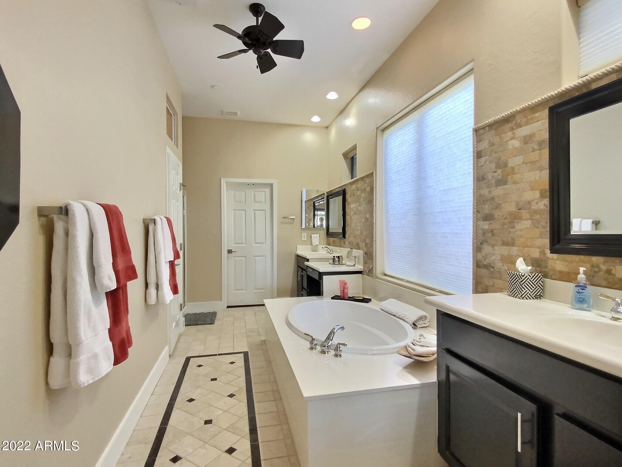 42004 North Crooked Stick Road Anthem, AZ 85086 - Photo 16 of 53 42004 N Crooked Stick Rd