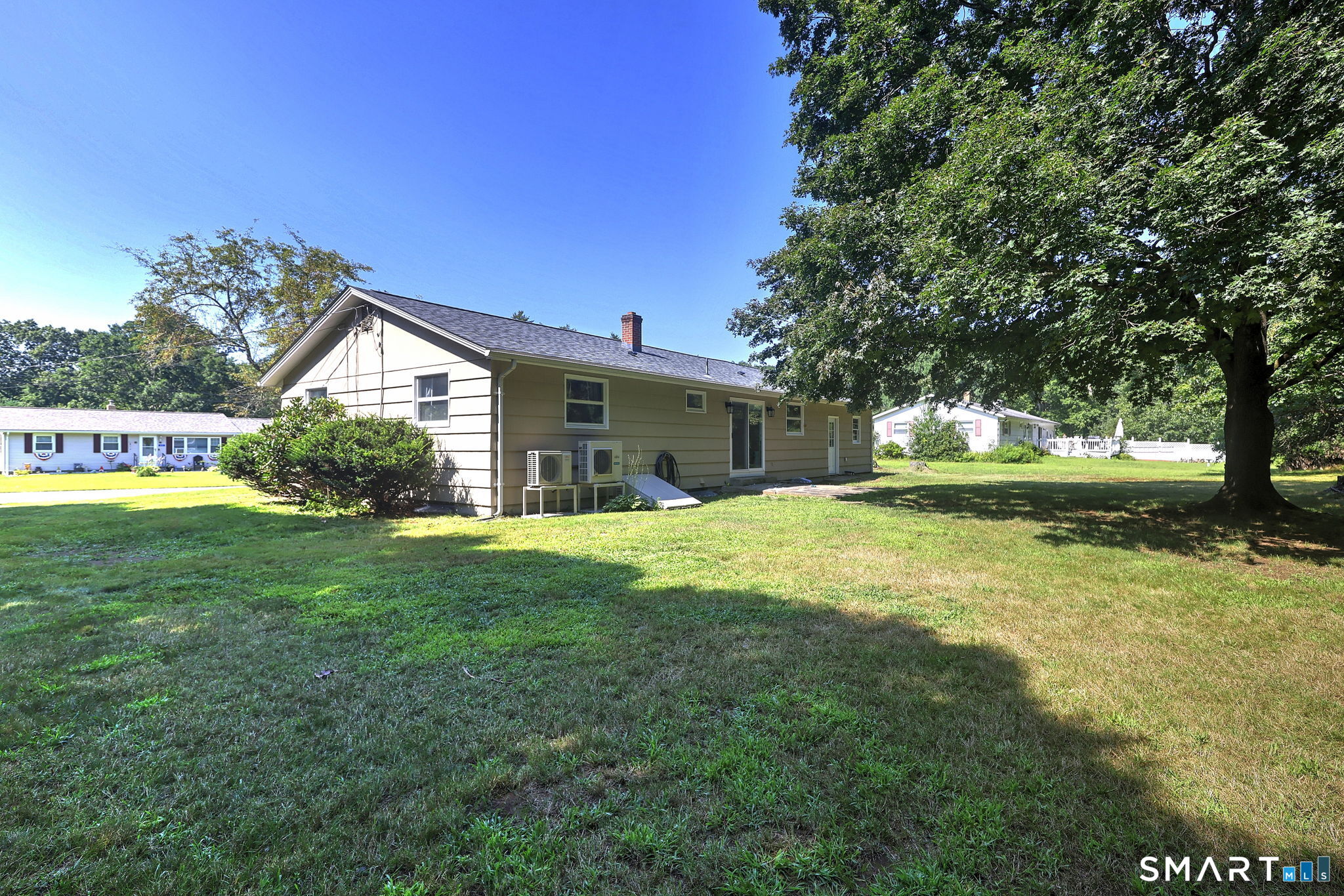 44 Davis Street Killingly, CT 06239 - Photo 9 of 39 Gallery Image 9