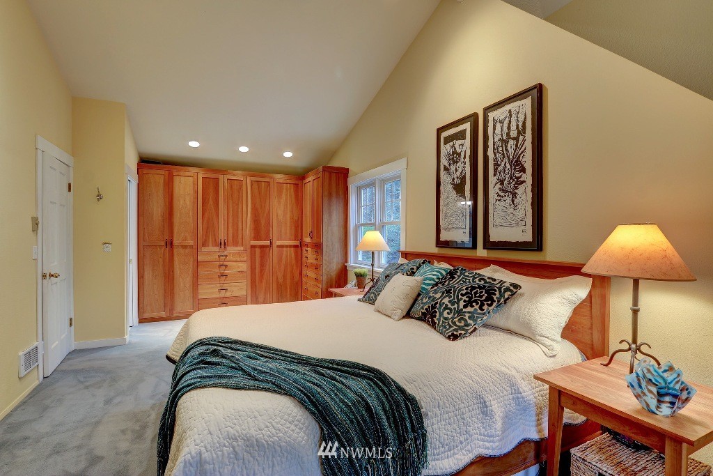 11700 Two Creeks Road Northeast Bainbridge Island, WA 98110 - Photo 11 of 18