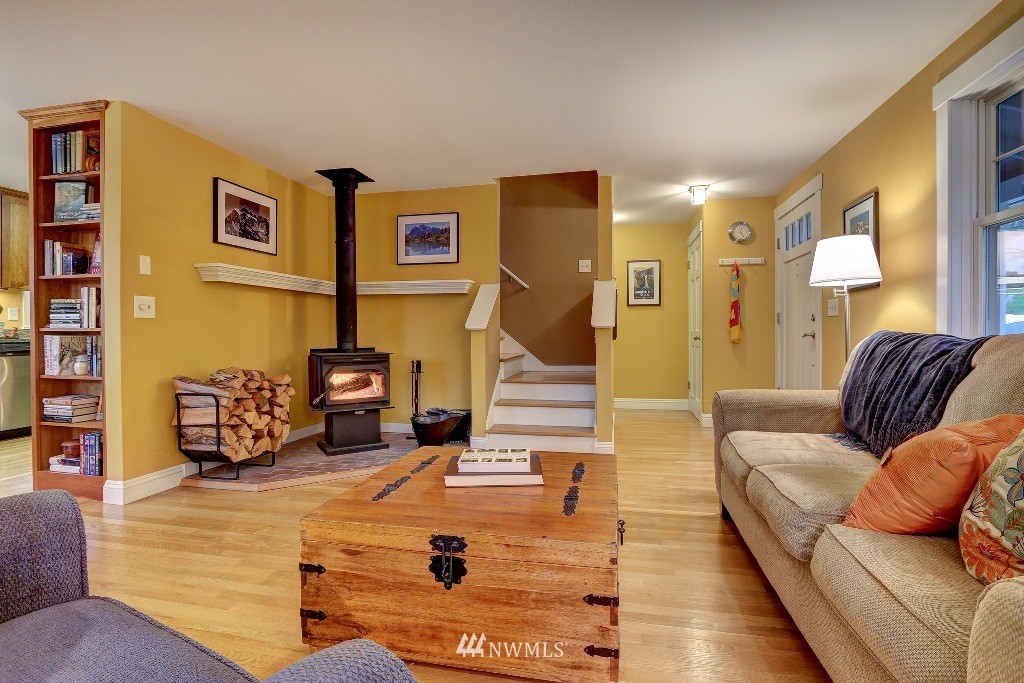 11700 Two Creeks Road Northeast Bainbridge Island, WA 98110 - Photo 4 of 18