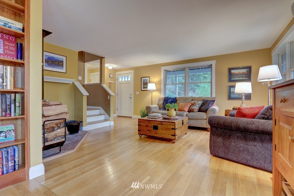 11700 Two Creeks Road Northeast Bainbridge Island, WA 98110 - Photo 5 of 18