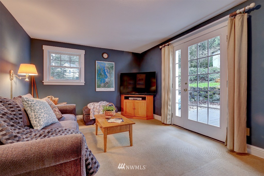 11700 Two Creeks Road Northeast Bainbridge Island, WA 98110 - Photo 9 of 18