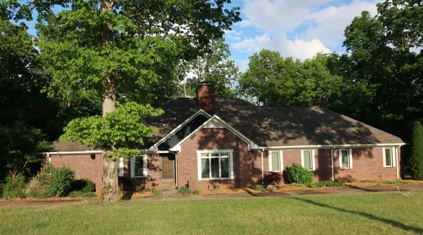$1,100,000 | 287 Michael Drive, Waynesboro, TN 38485