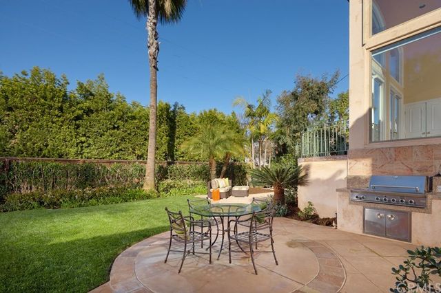 $3,400,000 | 810 Kings Road, Newport Beach, CA 92663