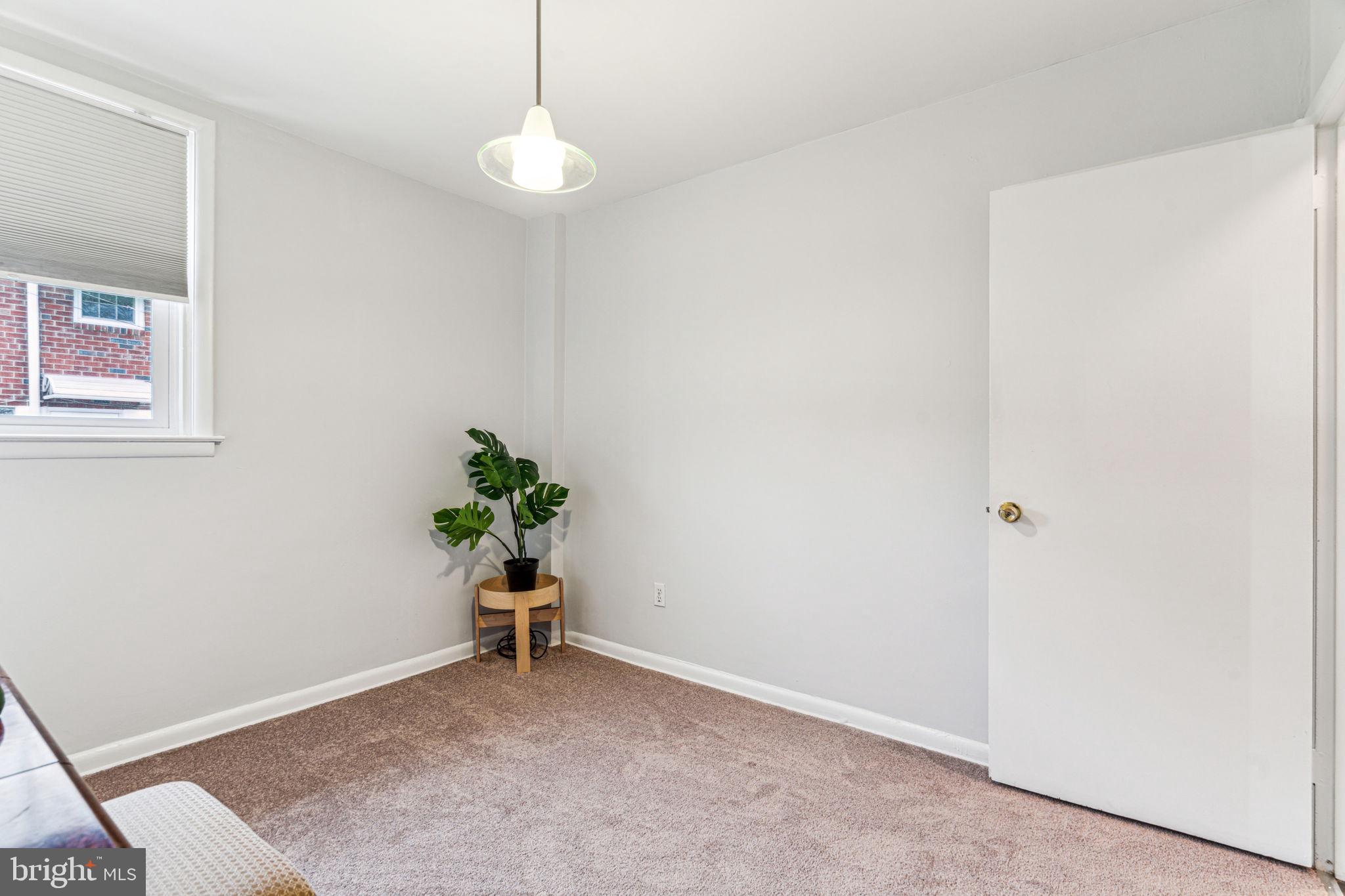 741 Charette Road Philadelphia, PA 19115 - Photo 16 of 28 Second bedroom