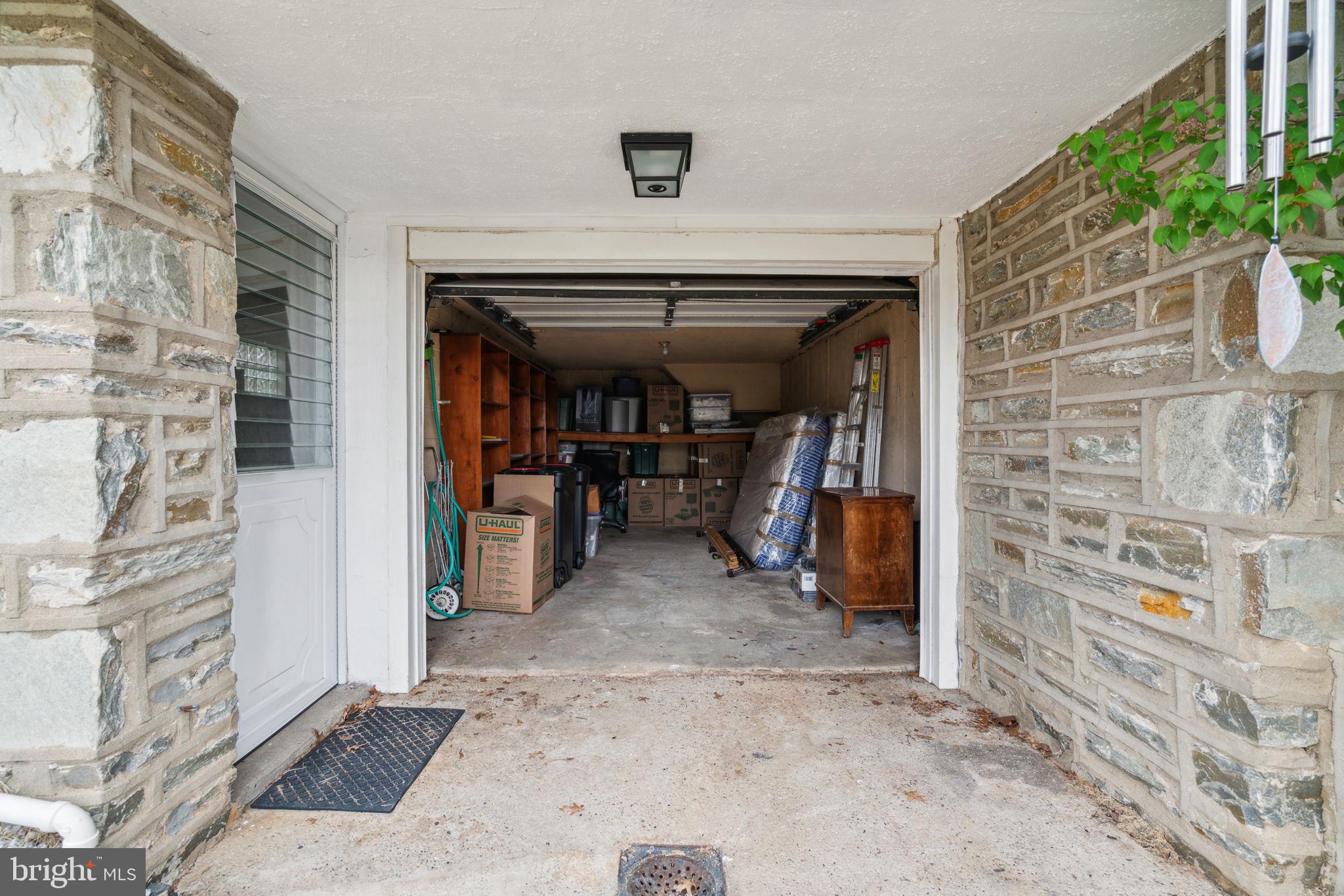 741 Charette Road Philadelphia, PA 19115 - Photo 25 of 28