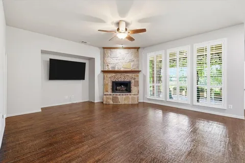 $750,000 | 1731 Meadows Avenue, Lantana, TX 76226