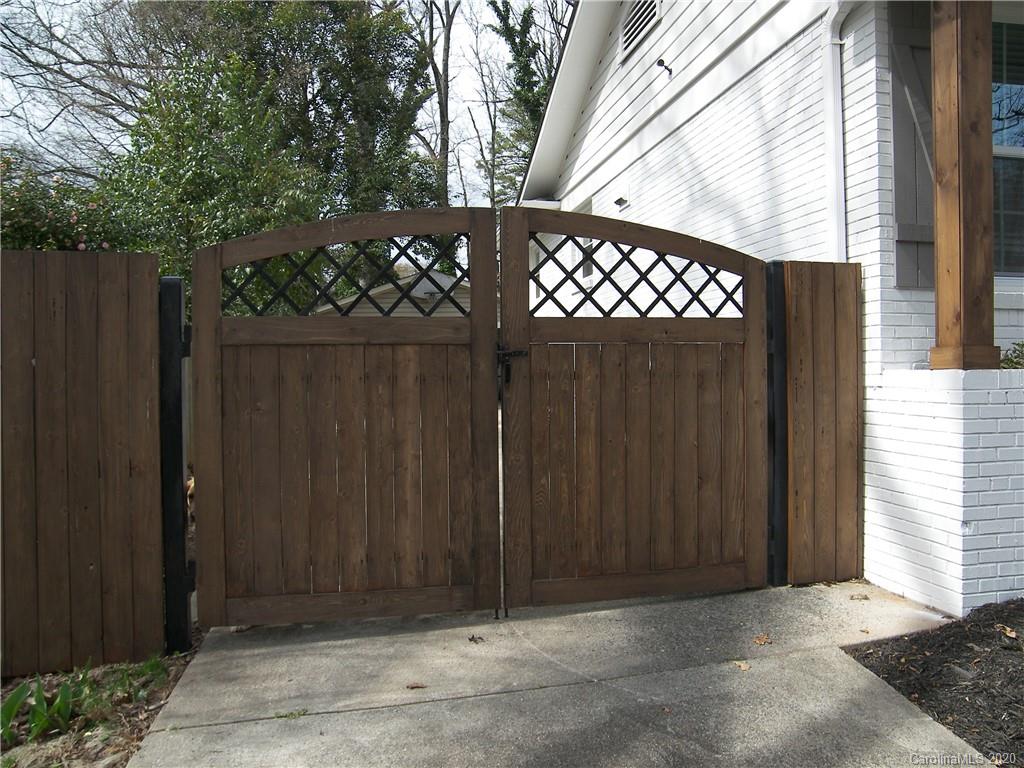 5530 Seacroft Road Charlotte, NC 28210 - Photo 4 of 31 Gallery Image 4