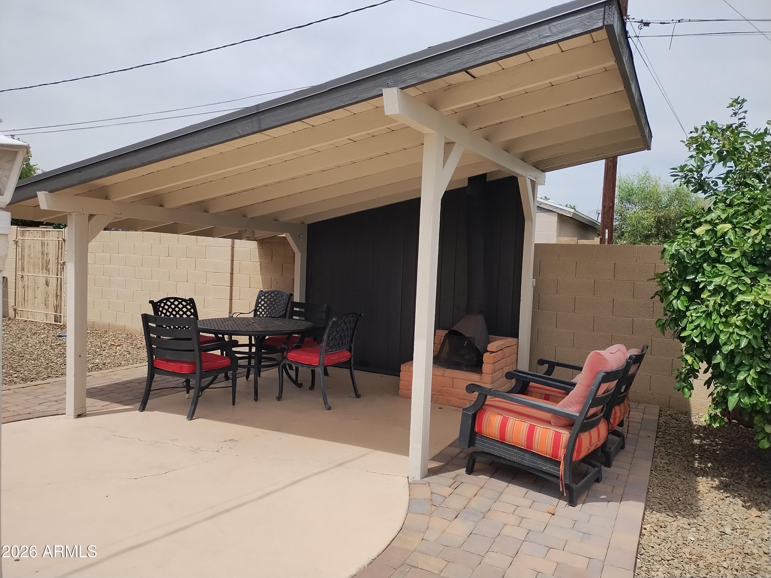 2032 East Cheery Lynn Road Phoenix, AZ 85016 - Photo 17 of 32 IMG_20260416_130840769