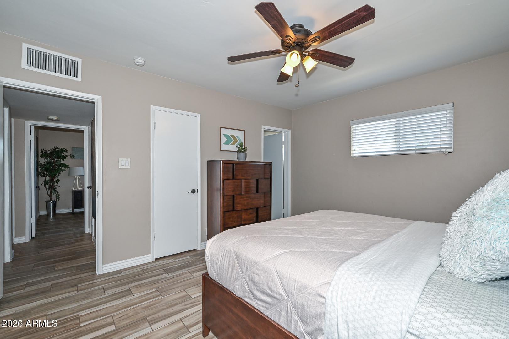 2032 East Cheery Lynn Road Phoenix, AZ 85016 - Photo 22 of 32 Primary Bedroom2