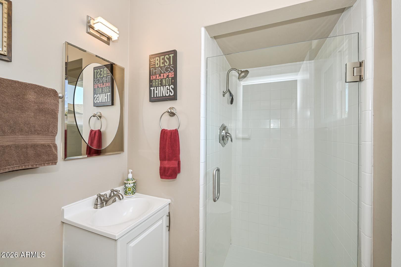 2032 East Cheery Lynn Road Phoenix, AZ 85016 - Photo 23 of 32 Primary Bath