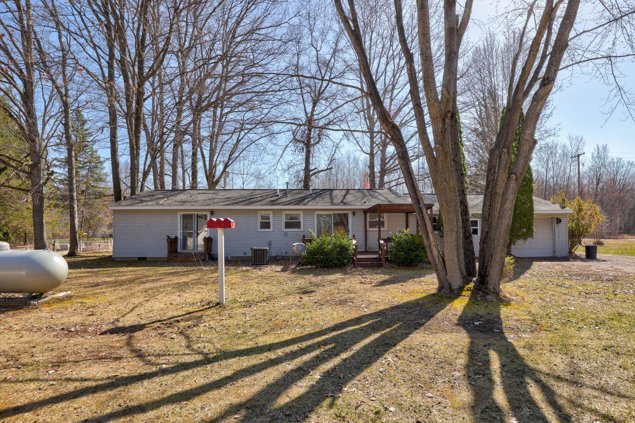 9810 Marshall Road Birch Run, MI 48415 - Photo 36 of 69