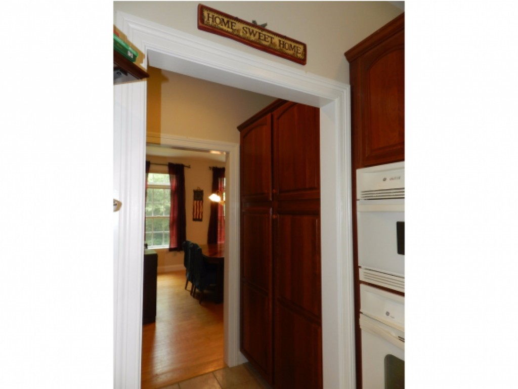 605 Economou Road Huntington, VT 05462 - Photo 5 of 33 Gallery Image 5