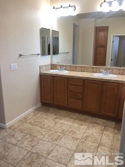 2655 Heather Field Lane Reno, NV 89521 - Photo 12 of 23 Photo 12