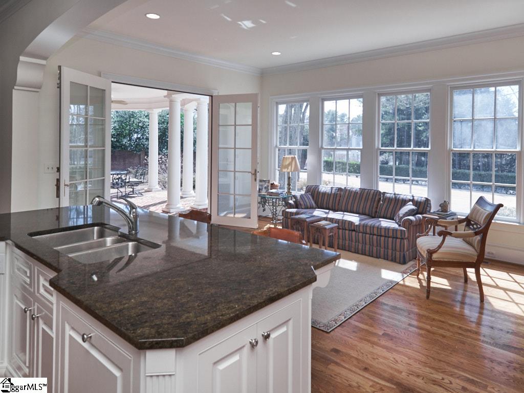 17 Collins Creek Road Greenville, SC 29607 - Photo 16 of 36
