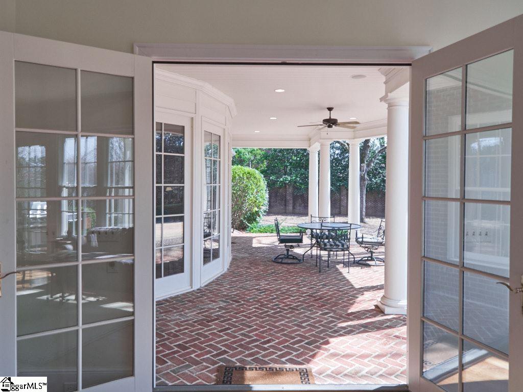 17 Collins Creek Road Greenville, SC 29607 - Photo 25 of 36