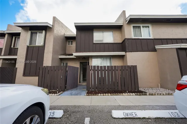 a house view with a outdoor space