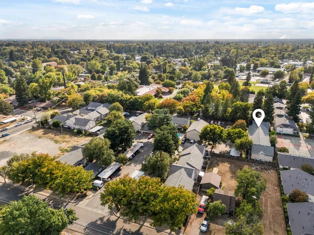 an aerial view of multiple house