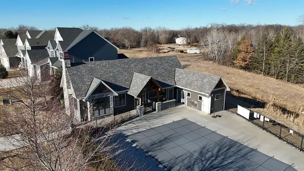$899,900 | 2907 132nd Court Northeast, Blaine, MN 55449