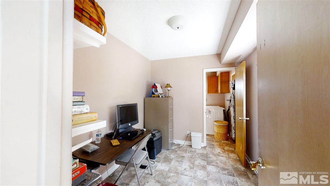 3333 Menlo Court Reno, NV 89509 - Photo 26 of 29 a workspace with furniture and bedroom