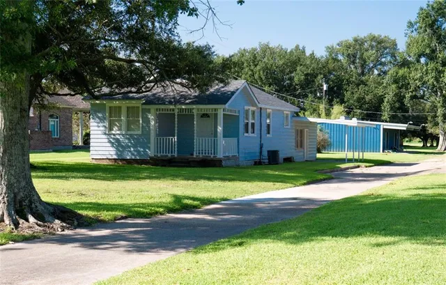 $595,000 | 12625 River Road, Luling, LA 70070