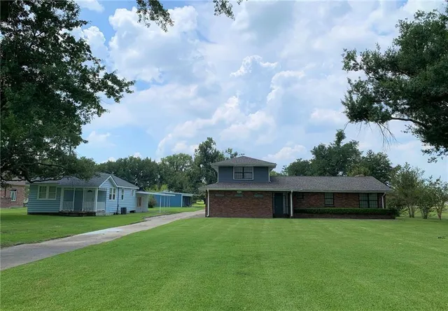 $595,000 | 12625 River Road, Luling, LA 70070