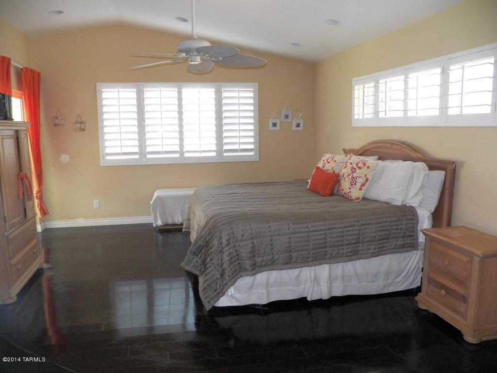 12025 East Barbary Coast Road Tucson, AZ 85749 - Photo 13 of 24