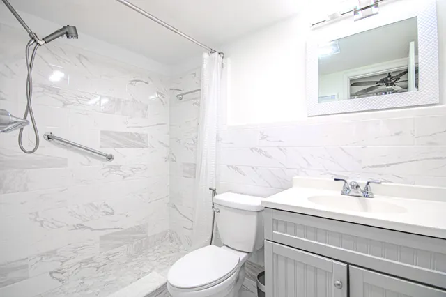 $2,300 | 660 Glouchester Street, Unit 106, Boca Raton, FL 33487