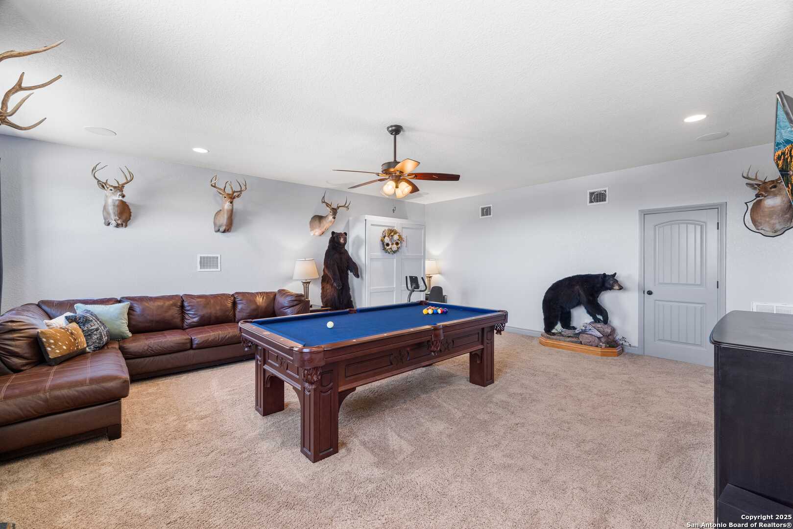 997 Kramer Road Harper, TX 78631 - Photo 25 of 45 a living room with furniture