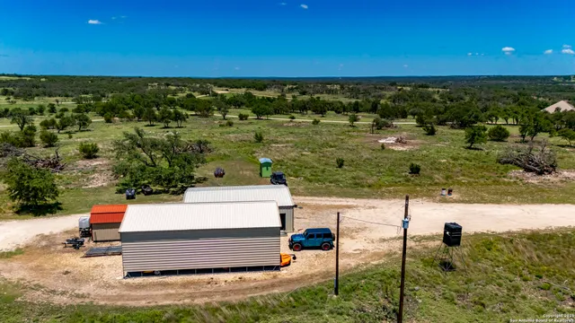 $1,700,000 | 997 Kramer Road, Harper, TX 78631