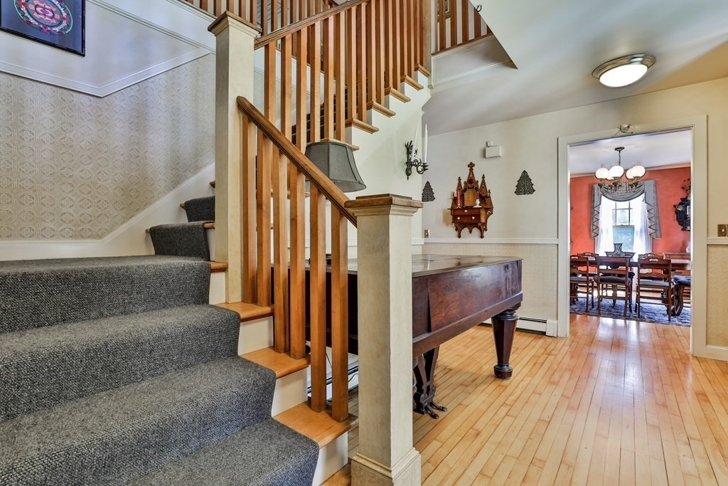 35 Lawrence Road Boxford, MA 01921 - Photo 4 of 42