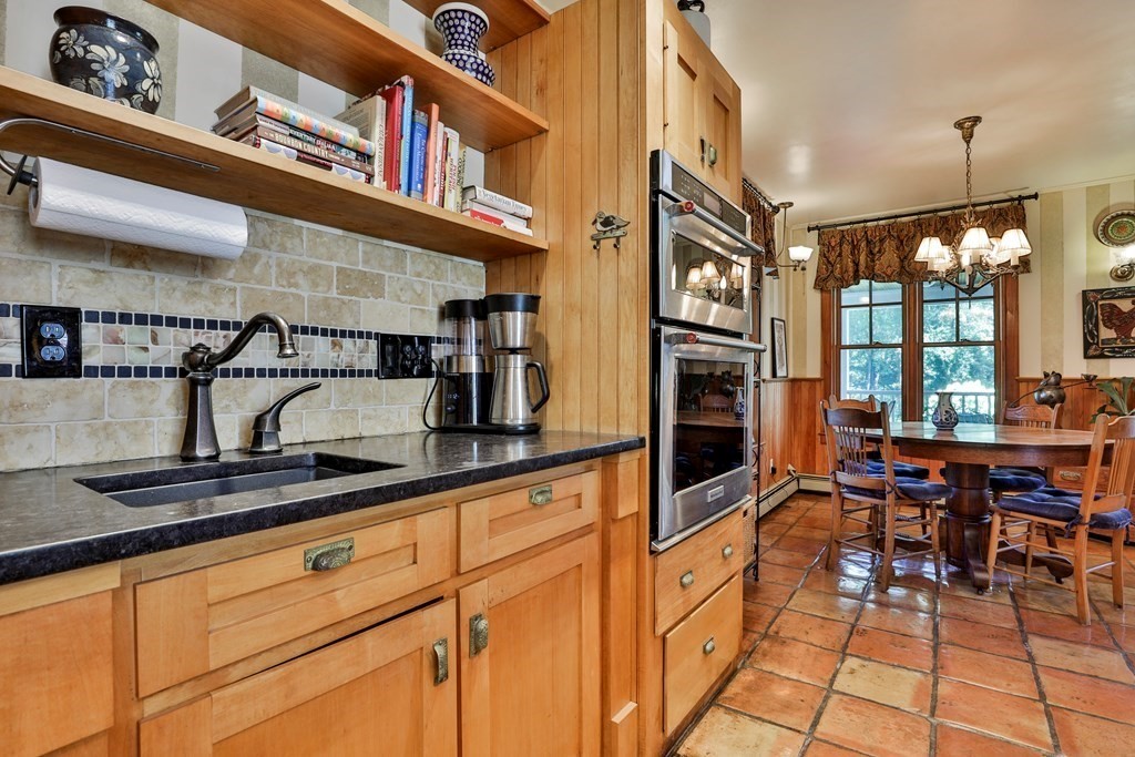 35 Lawrence Road Boxford, MA 01921 - Photo 10 of 42