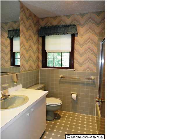 24 Okros Road Tinton Falls, NJ 07712 - Photo 11 of 18 Additional Photo