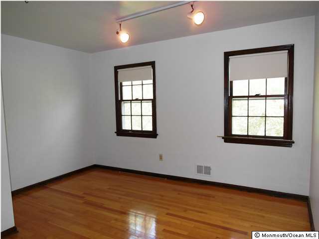 24 Okros Road Tinton Falls, NJ 07712 - Photo 12 of 18 Additional Photo