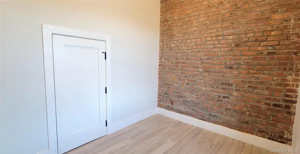 $3,595 | 82-19 Northern Boulevard, Unit 3A | Jackson Heights