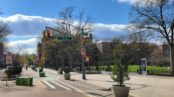 $3,595 | 82-19 Northern Boulevard, Unit 3A | Jackson Heights