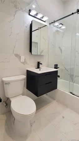 $3,595 | 82-19 Northern Boulevard, Unit 3A | Jackson Heights