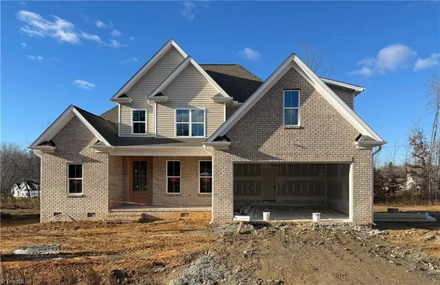 $569,900 | 7609 Sir William Drive, Kernersville, NC 27284