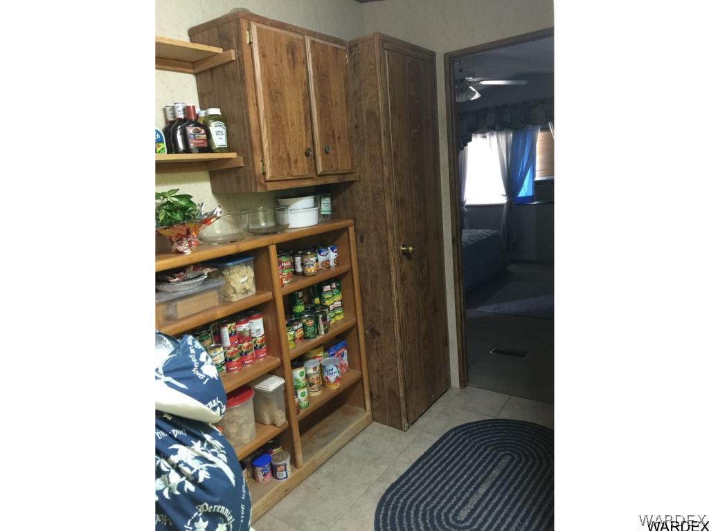 3580 Egar Road Golden Valley, AZ 86413 - Photo 10 of 28 Storage Area