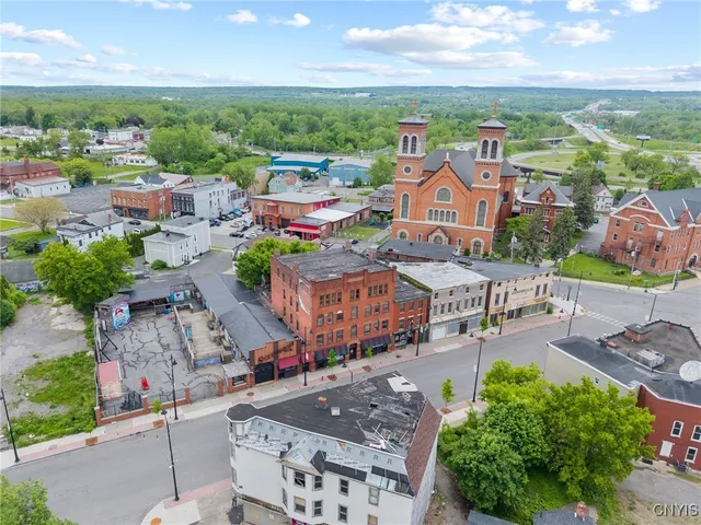 $1,395,000 | 611 Varick Street, Utica, NY 13502