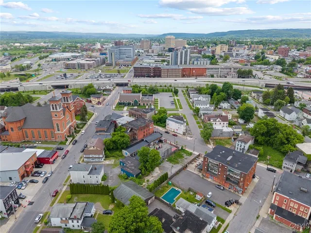 $1,395,000 | 611 Varick Street, Utica, NY 13502