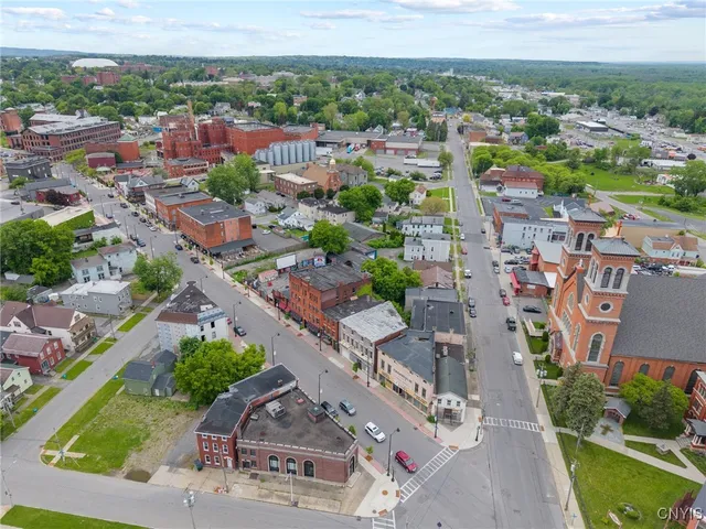 $1,395,000 | 611 Varick Street, Utica, NY 13502