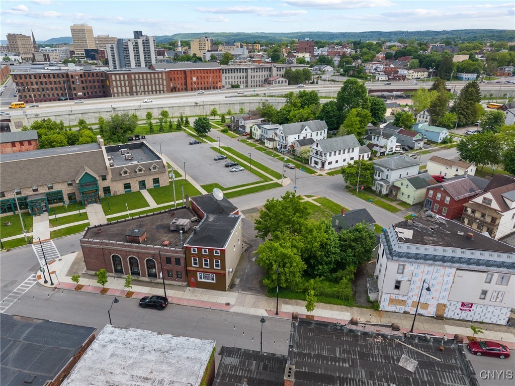 611 Varick Street Utica, NY 13502 - Photo 2 of 22