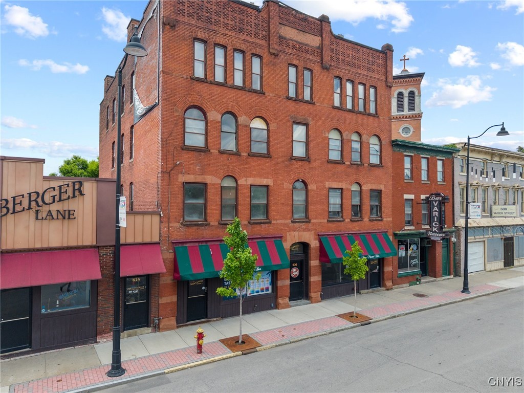 611 Varick Street Utica, NY 13502 - Photo 6 of 22