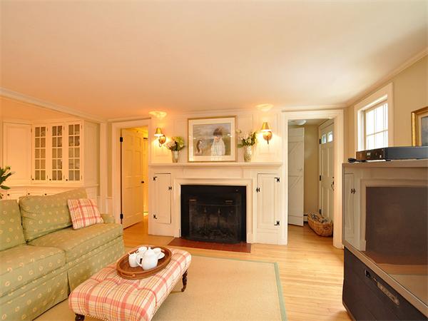 30 Plain Road Wayland, MA 01778 - Photo 4 of 25