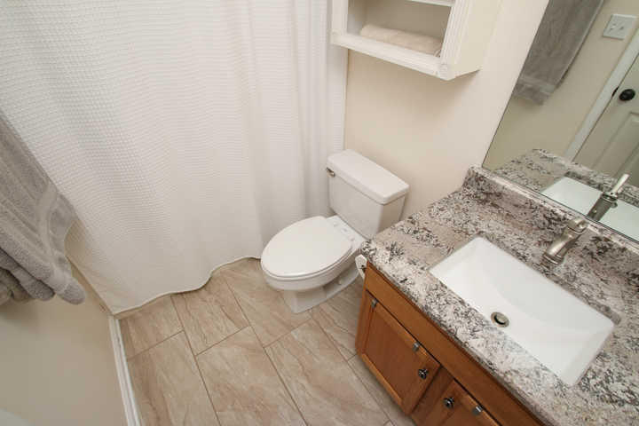 4635 Rosecrest Road Roanoke, VA 24018 - Photo 11 of 28 img_0176