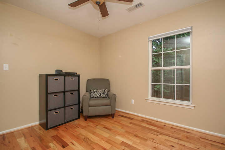 4635 Rosecrest Road Roanoke, VA 24018 - Photo 15 of 28 img_0189