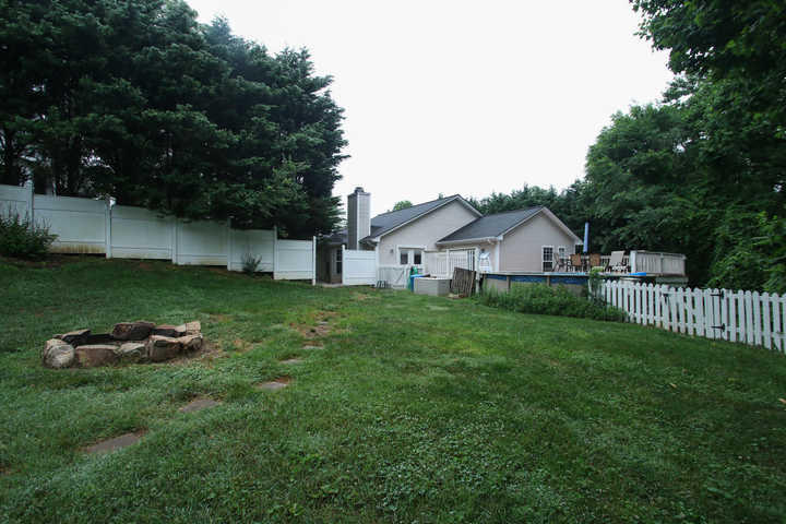 4635 Rosecrest Road Roanoke, VA 24018 - Photo 26 of 28 img_0219
