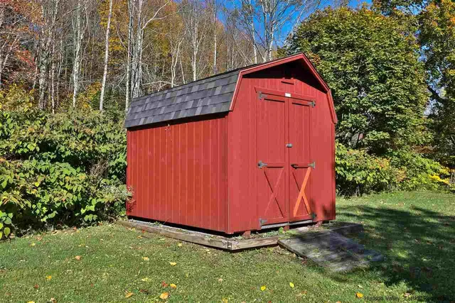 a view of a small garden